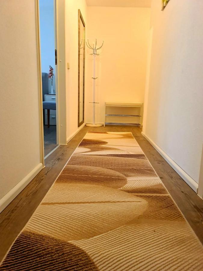 Rivulet 2 Bedroom Apartment Баден-Баден Екстериор снимка